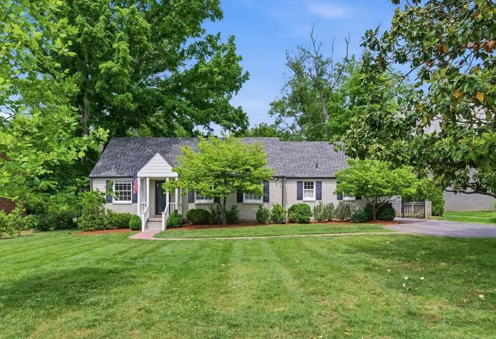 104 Brookfield Avenue Nashville TN 37205