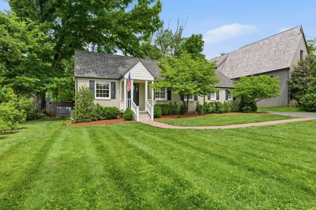 104 Brookfield Avenue Nashville TN 37205