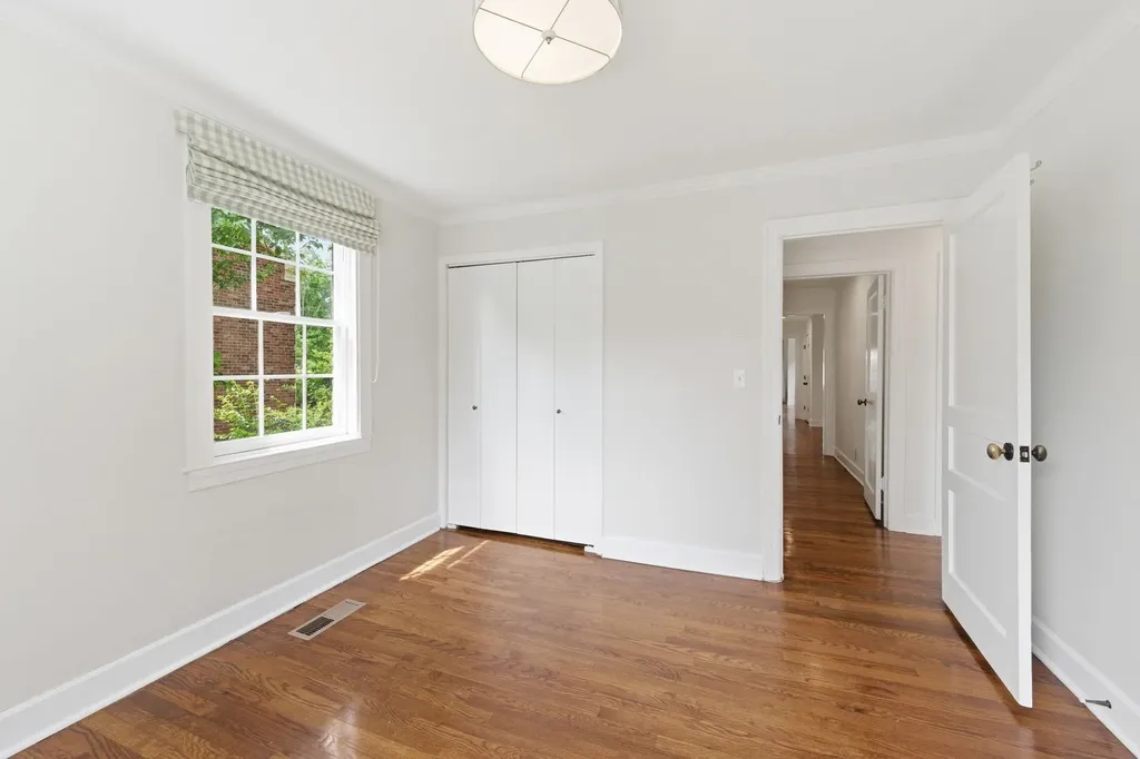 104 Brookfield Avenue Nashville TN 37205