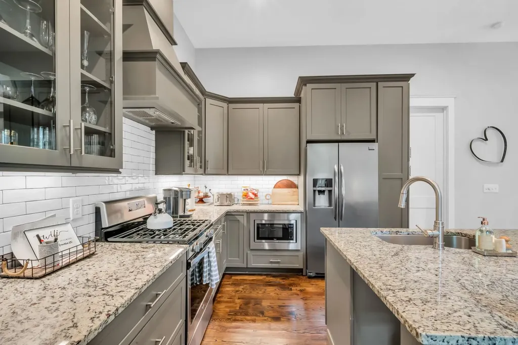 338 3rd Ave, S Franklin TN 37064