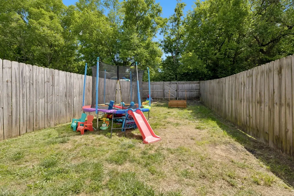 215 Cedar Street Lebanon TN 37087