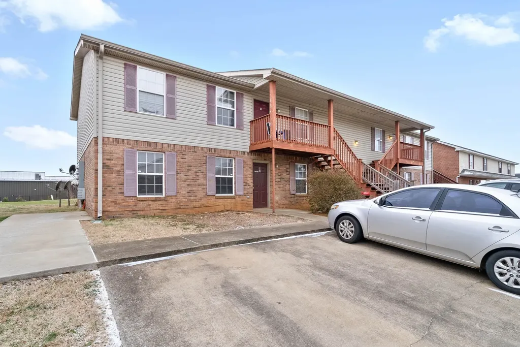 3884 Northeast Drive Clarksville TN 37040