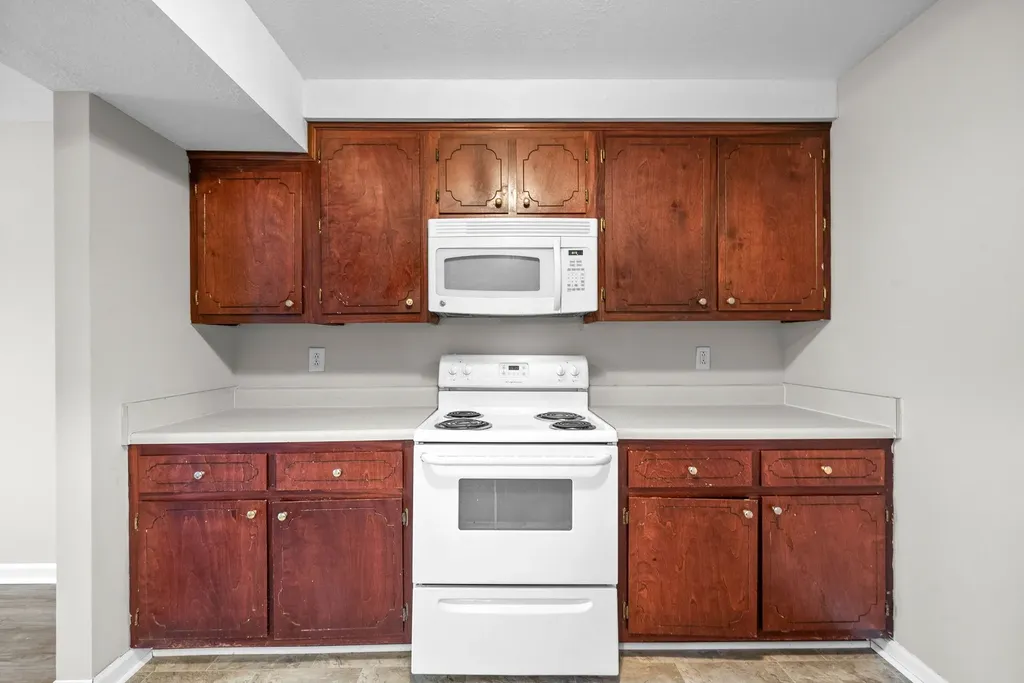 3884 Northeast Drive Clarksville TN 37040