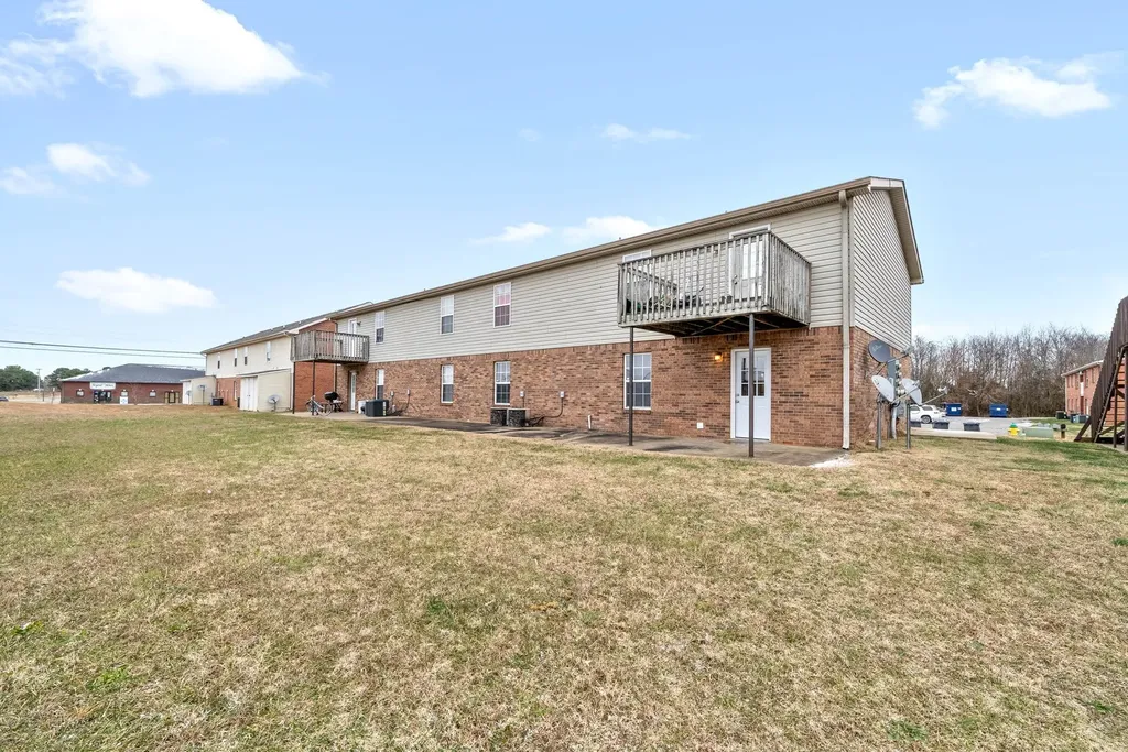 3884 Northeast Drive Clarksville TN 37040