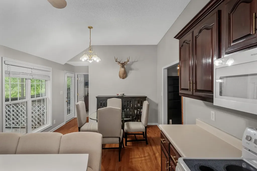 1691 Barrywood Cir, E Clarksville TN 37042