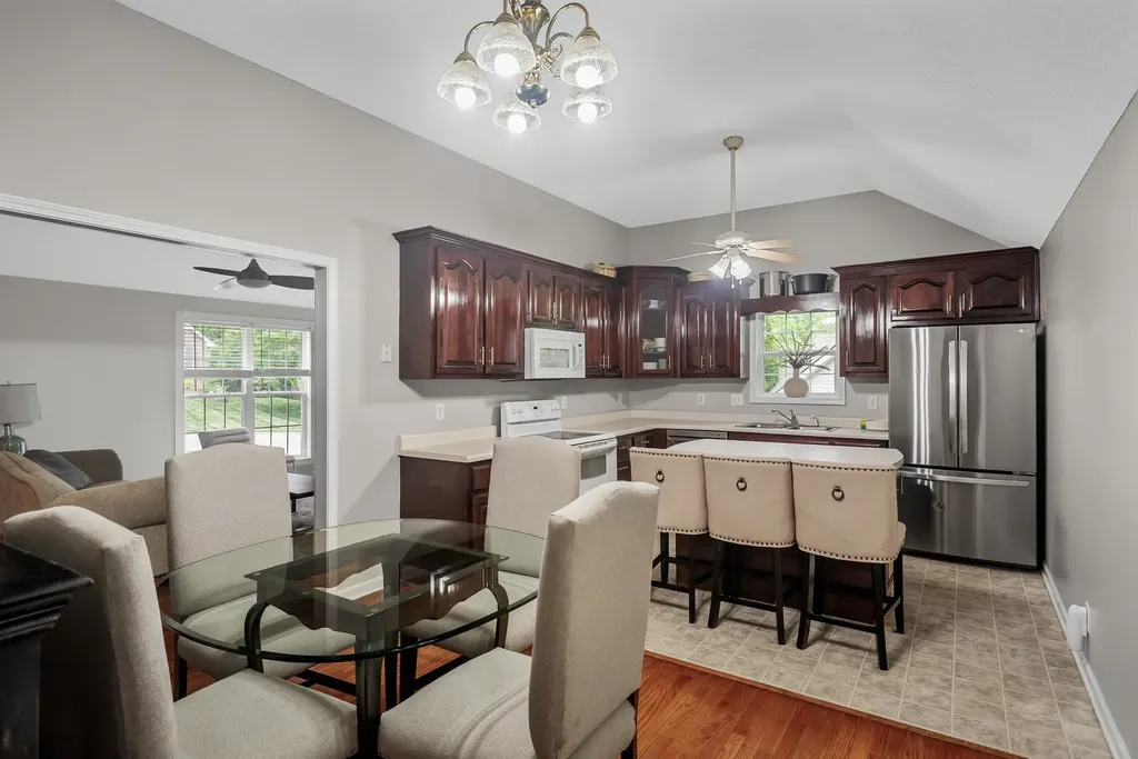 1691 Barrywood Cir, E Clarksville TN 37042