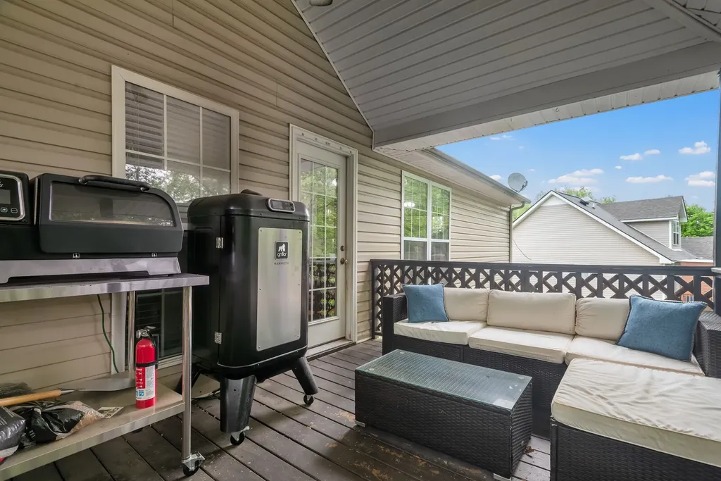 1691 Barrywood Cir, E Clarksville TN 37042