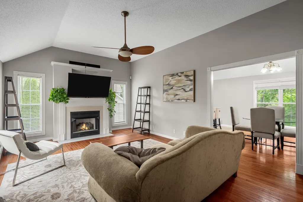 1691 Barrywood Cir, E Clarksville TN 37042