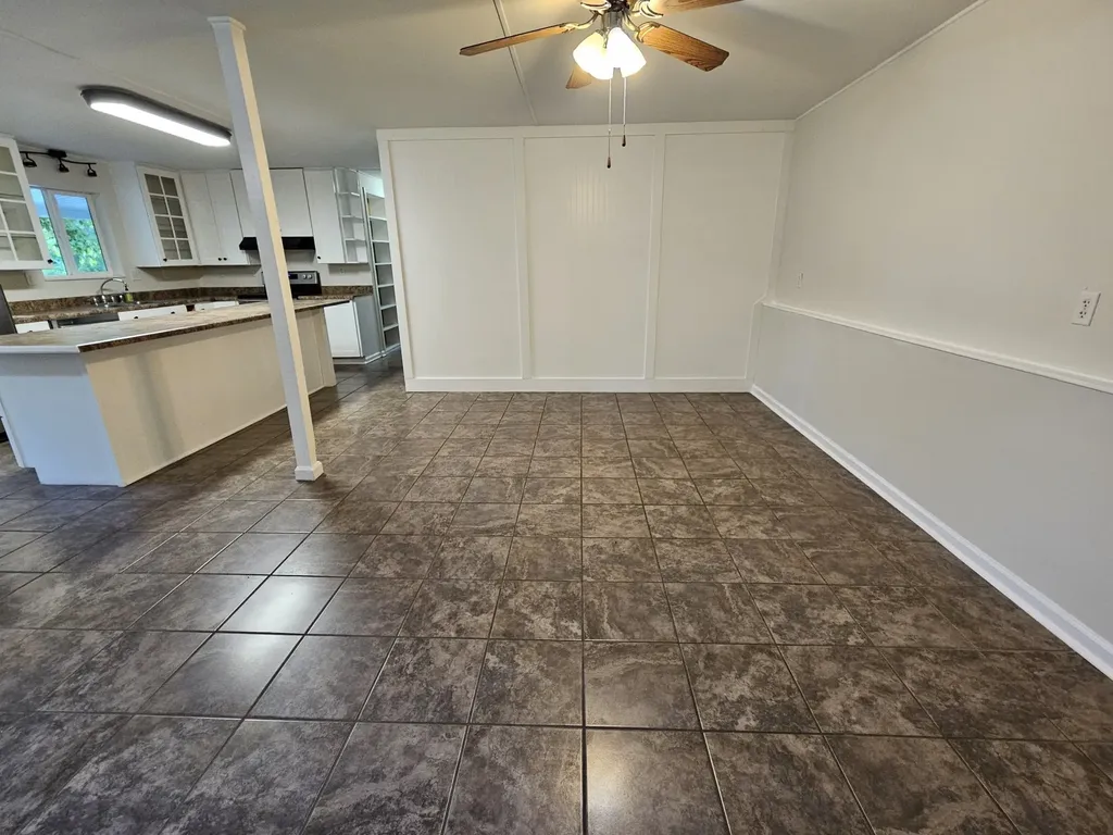 3337 Hartsville Road Lafayette TN 37083