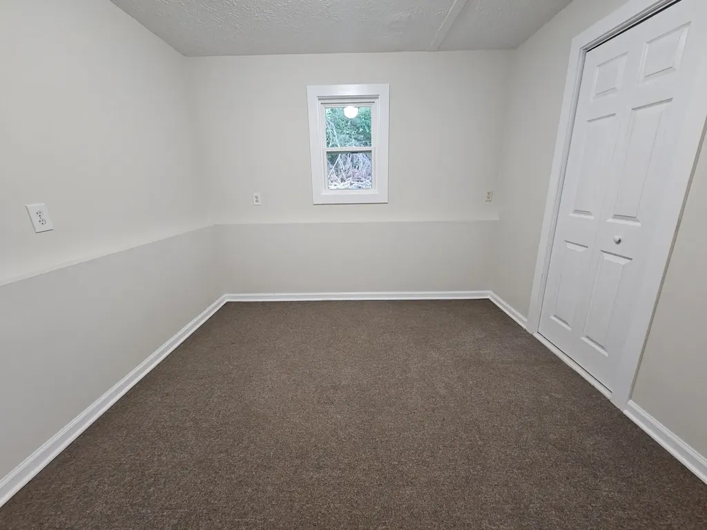 3337 Hartsville Road Lafayette TN 37083