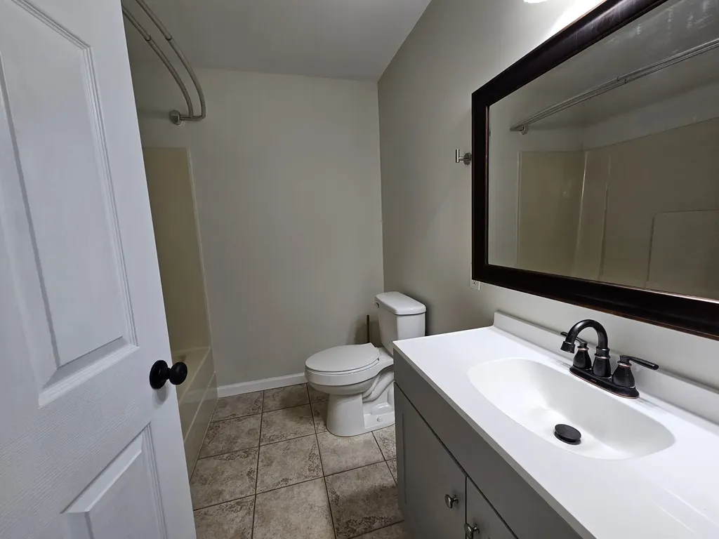3337 Hartsville Road Lafayette TN 37083