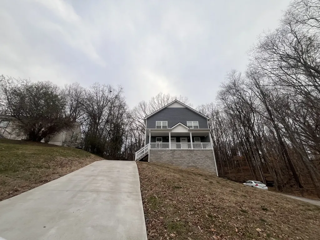 114 Valley View Circle Clarksville TN 37040