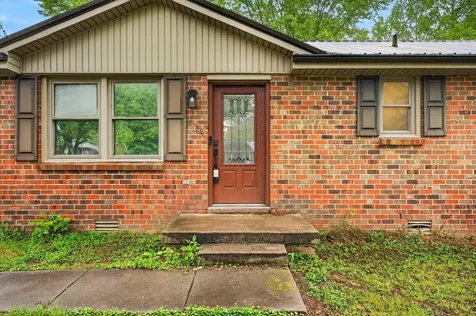 209 Green Acres Circle Guthrie KY 42234