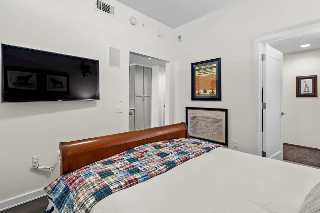 1212 Laurel Street Nashville TN 37203