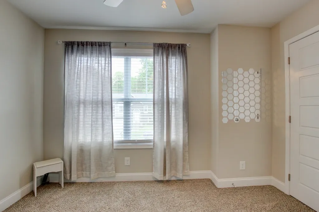1088 Fuji Lane Clarksville TN 37040