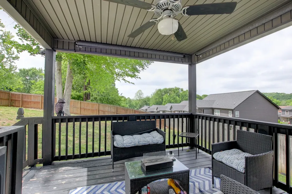 1088 Fuji Lane Clarksville TN 37040