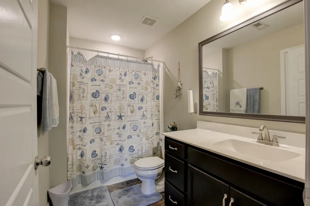 1088 Fuji Lane Clarksville TN 37040