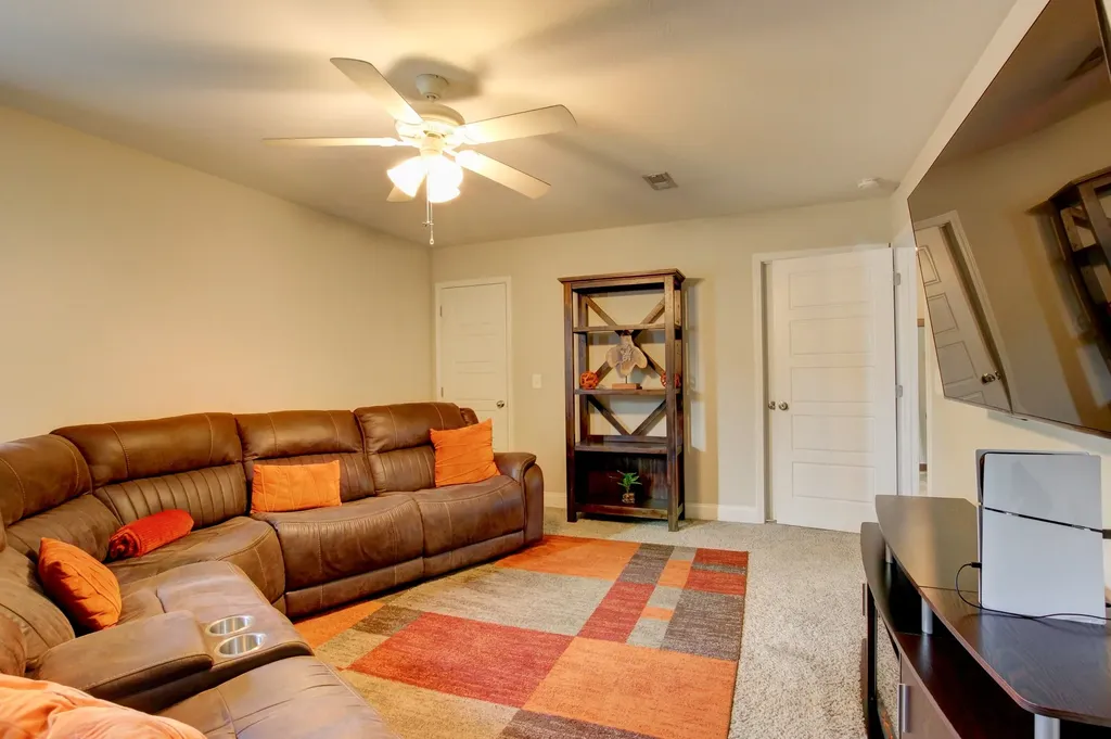 1088 Fuji Lane Clarksville TN 37040