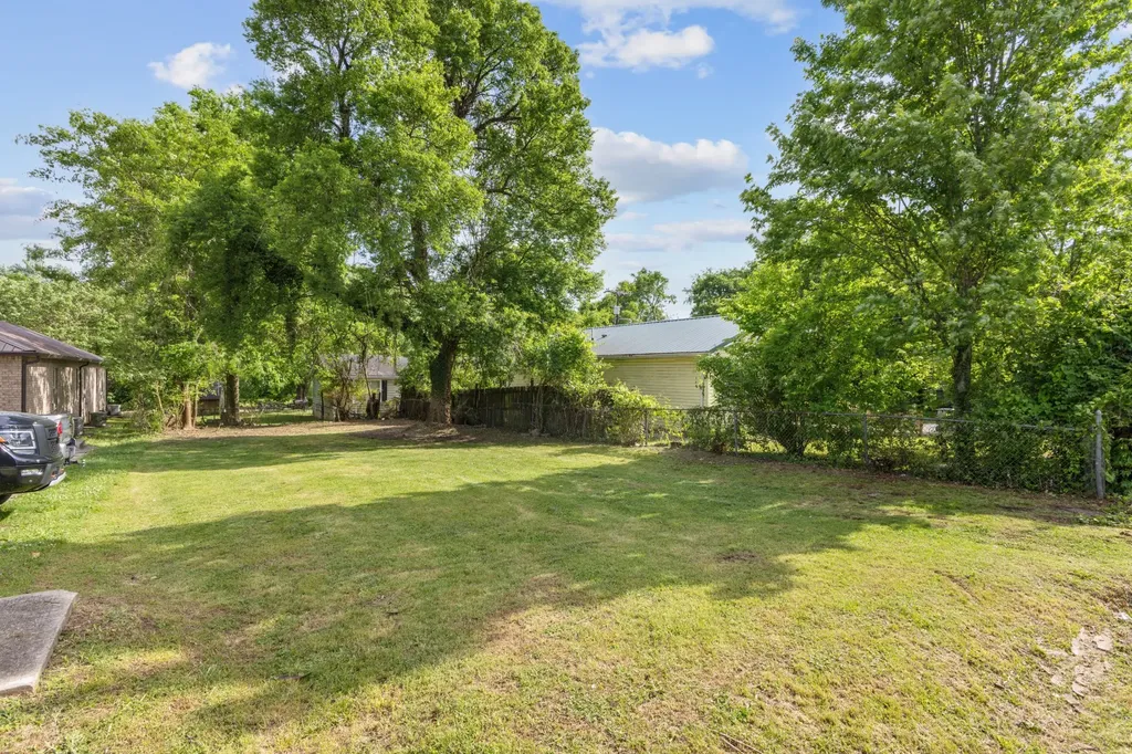 311 E Smith Street Gallatin TN 37066
