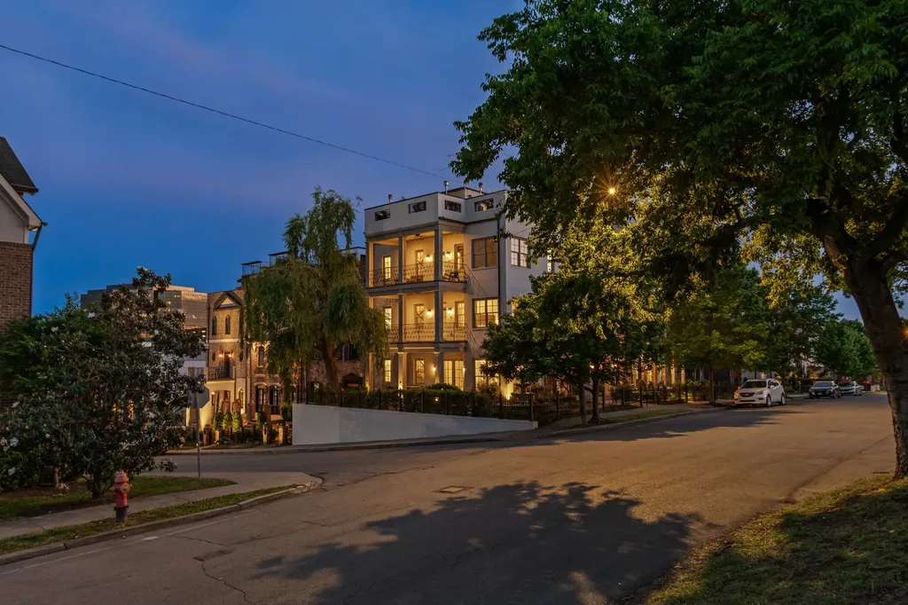 3123 Parthenon Avenue Nashville TN 37203