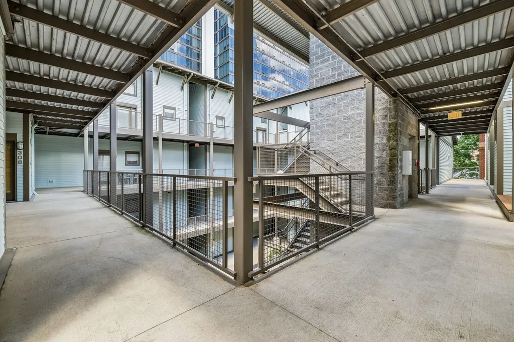 807 18th Ave, S Nashville TN 37203