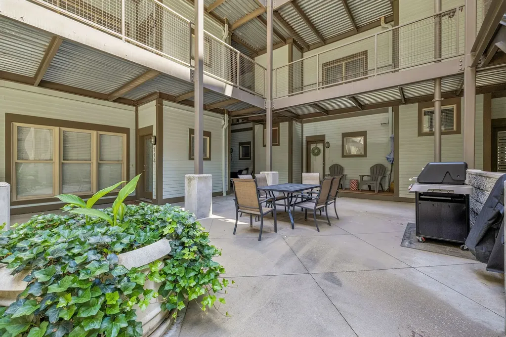 807 18th Ave, S Nashville TN 37203