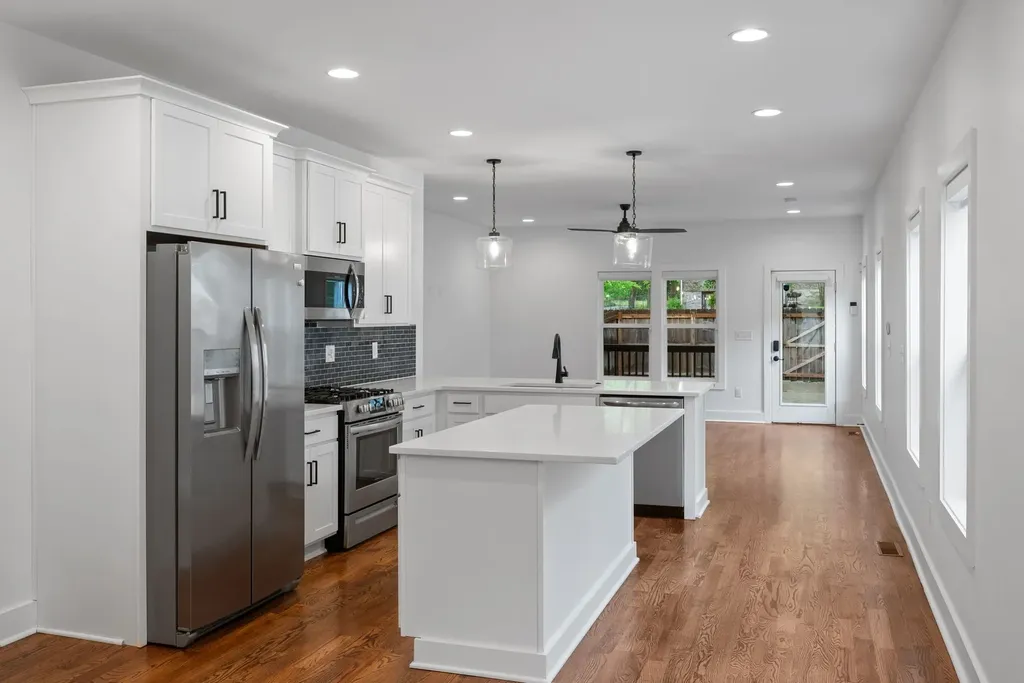 1305A Lischey Avenue Nashville TN 37207