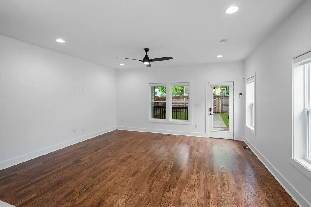 1305A Lischey Avenue Nashville TN 37207