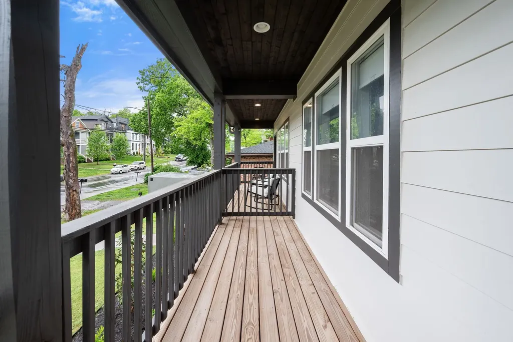 1305A Lischey Avenue Nashville TN 37207