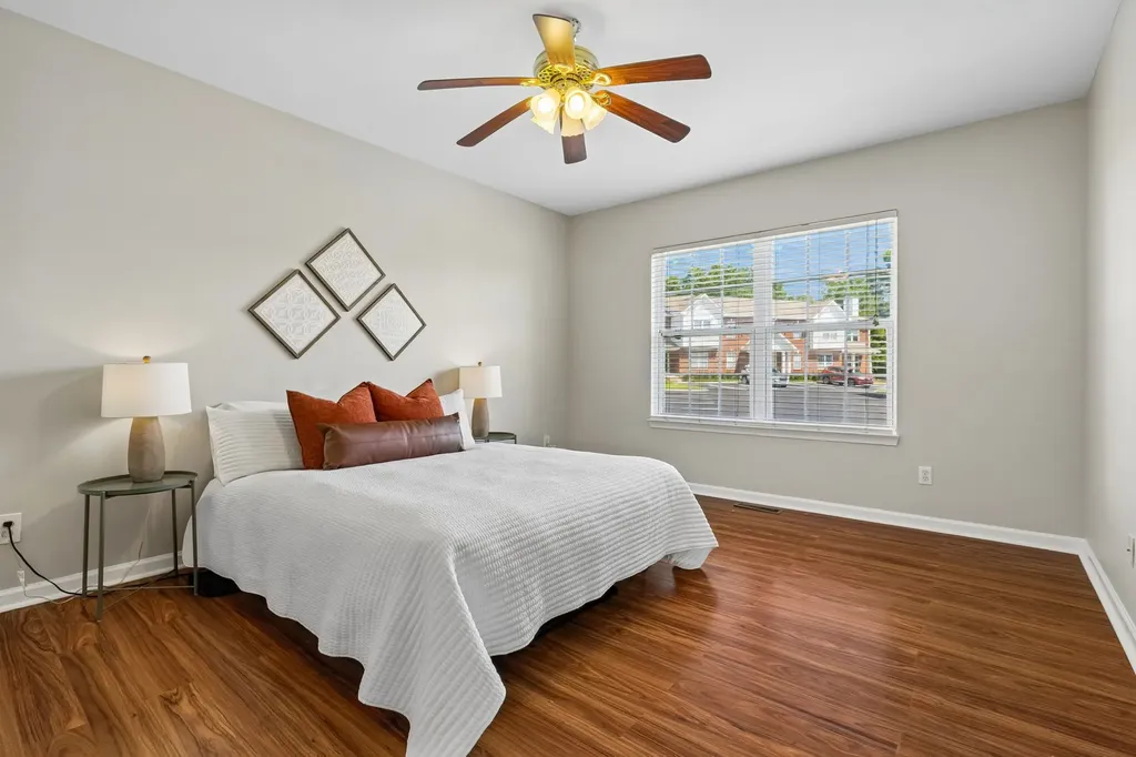 7470 Charlotte Pike Nashville TN 37209