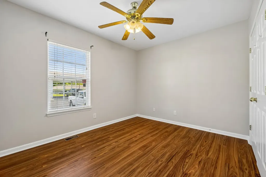 7470 Charlotte Pike Nashville TN 37209