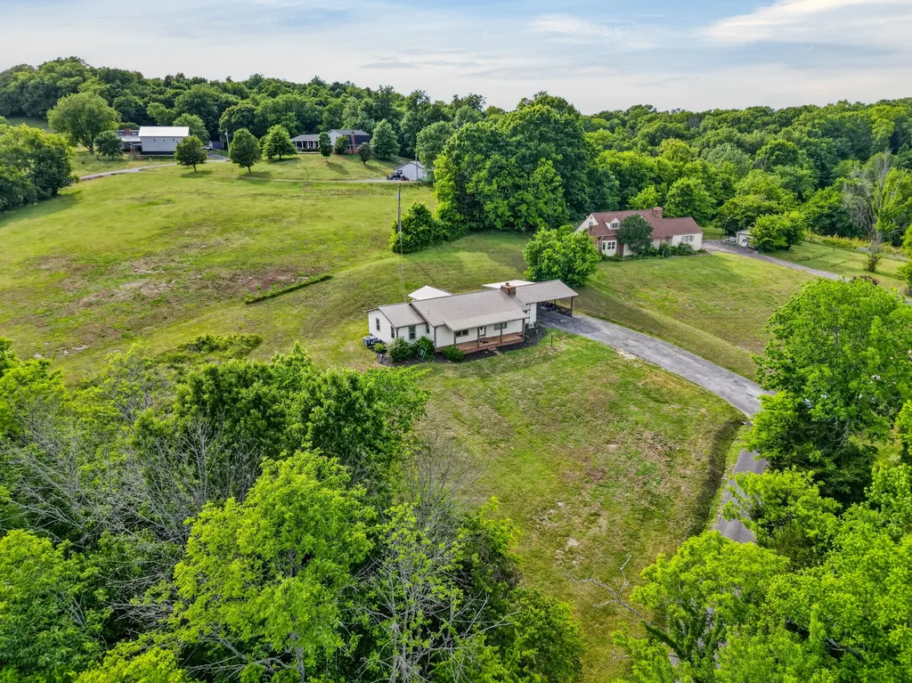 10 Briarhill Drive Fayetteville TN 37334
