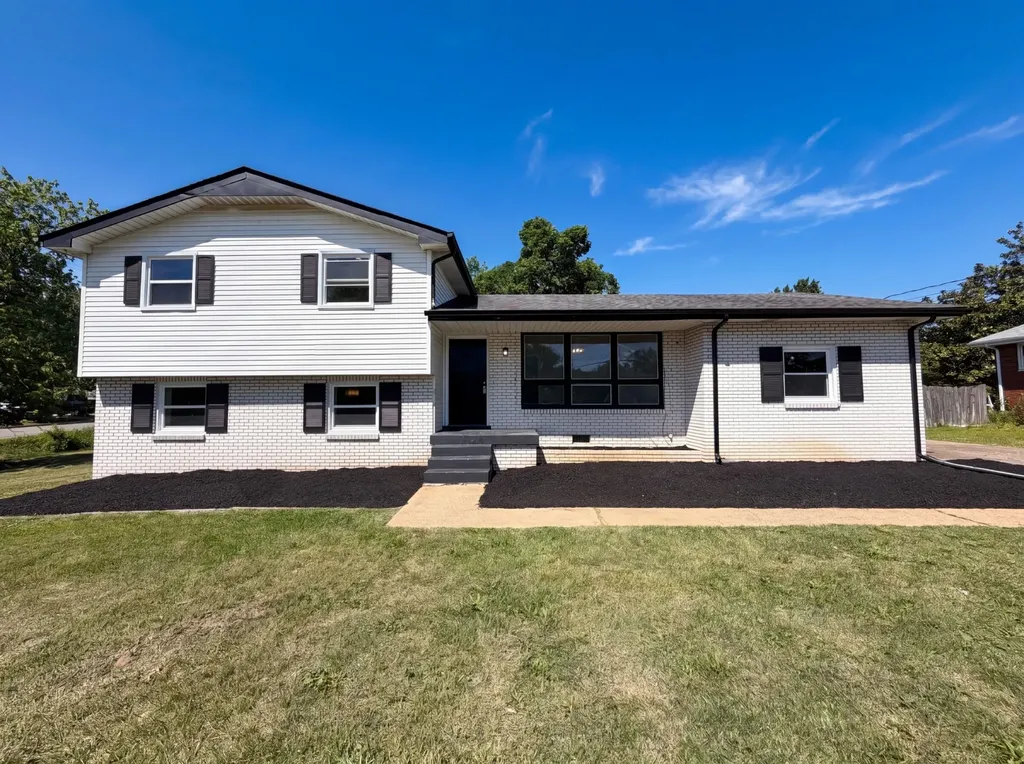105 Ivy Drive Hendersonville TN 37075