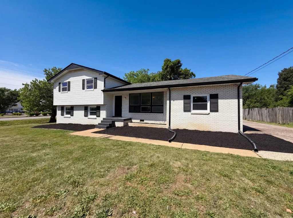 105 Ivy Drive Hendersonville TN 37075
