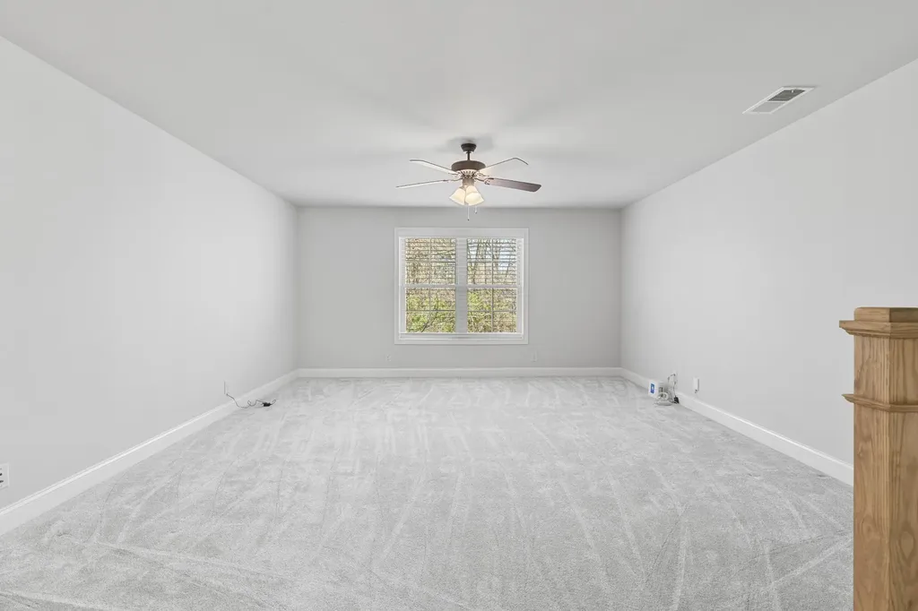 214 Whitman Alley Clarksville TN 37043
