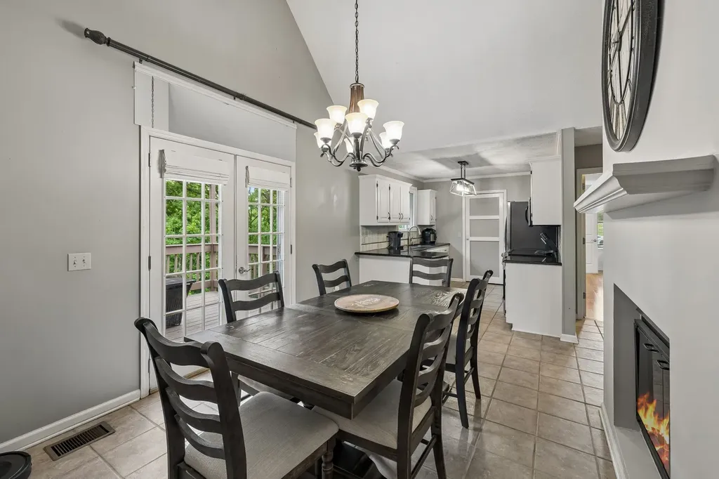 1006 Cynthia Trail Goodlettsville TN 37072