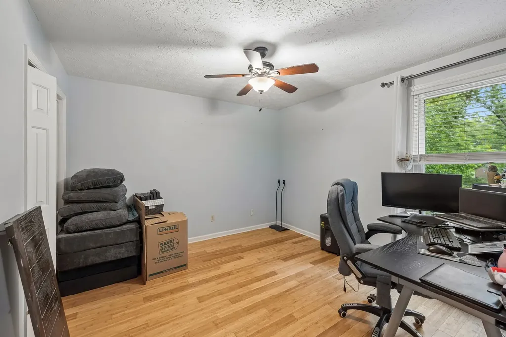 1006 Cynthia Trail Goodlettsville TN 37072