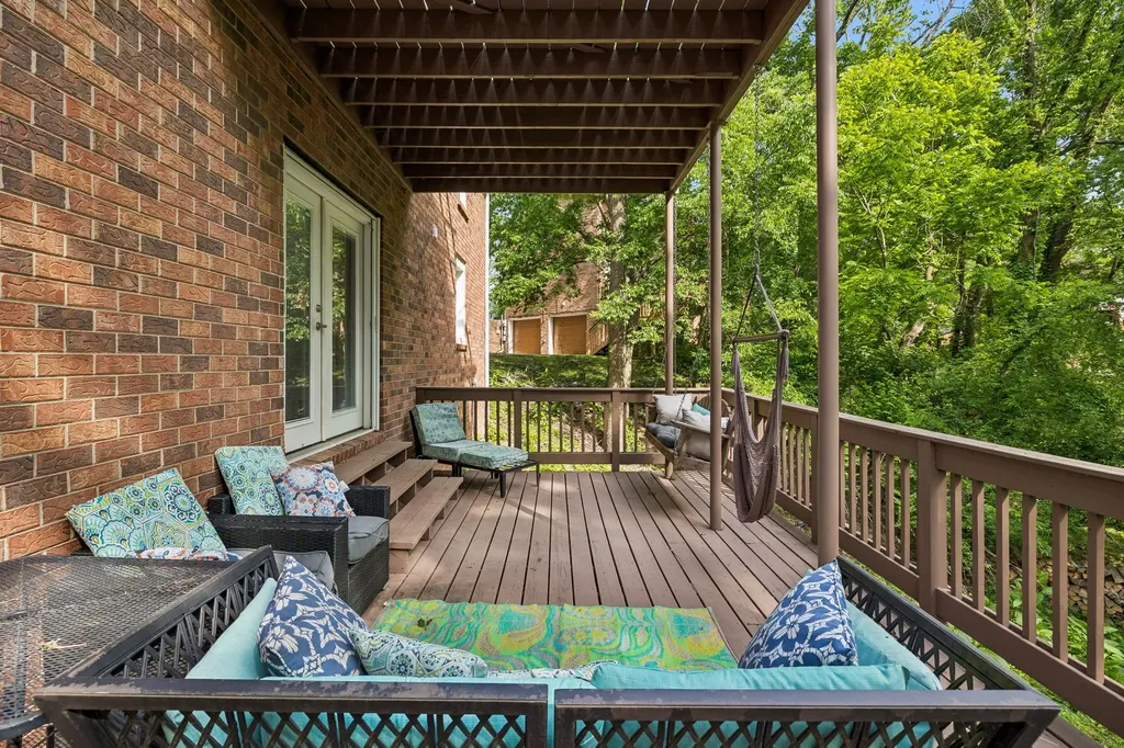 1006 Cynthia Trail Goodlettsville TN 37072