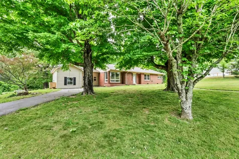 301 Main Street Cumberland City TN 37050