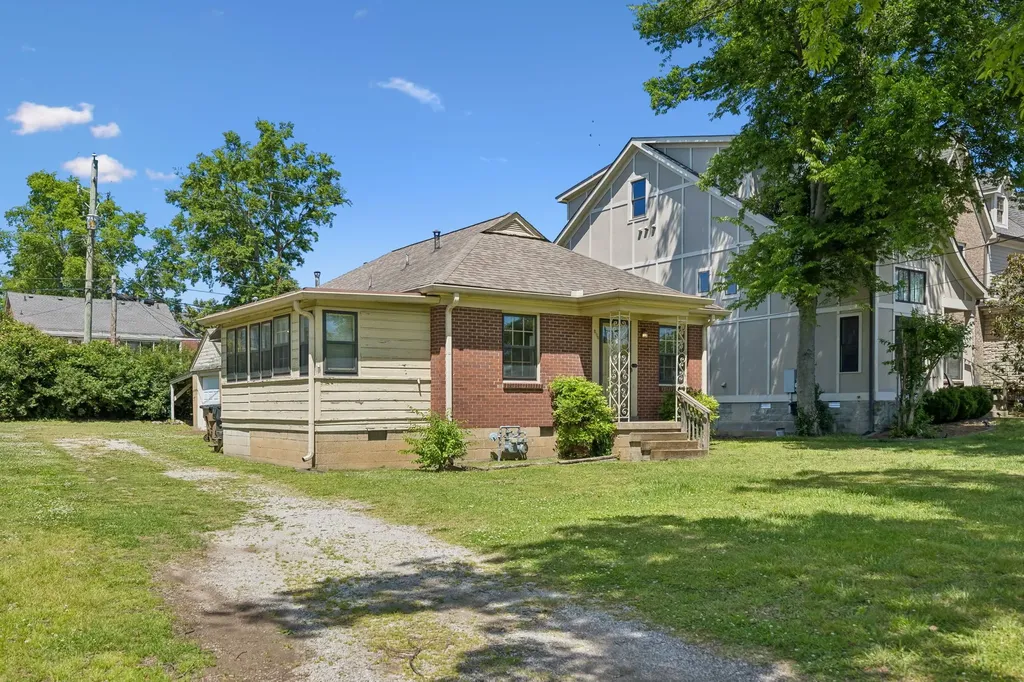 2110A W Linden Avenue Nashville TN 37212
