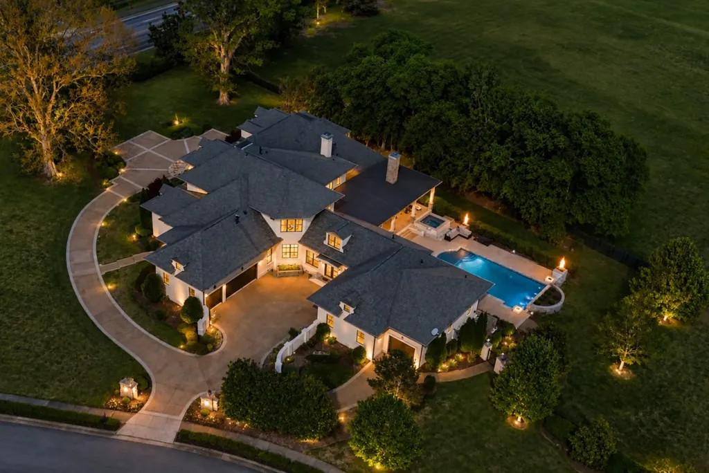 698 Brass Lantern Place Brentwood TN 37027