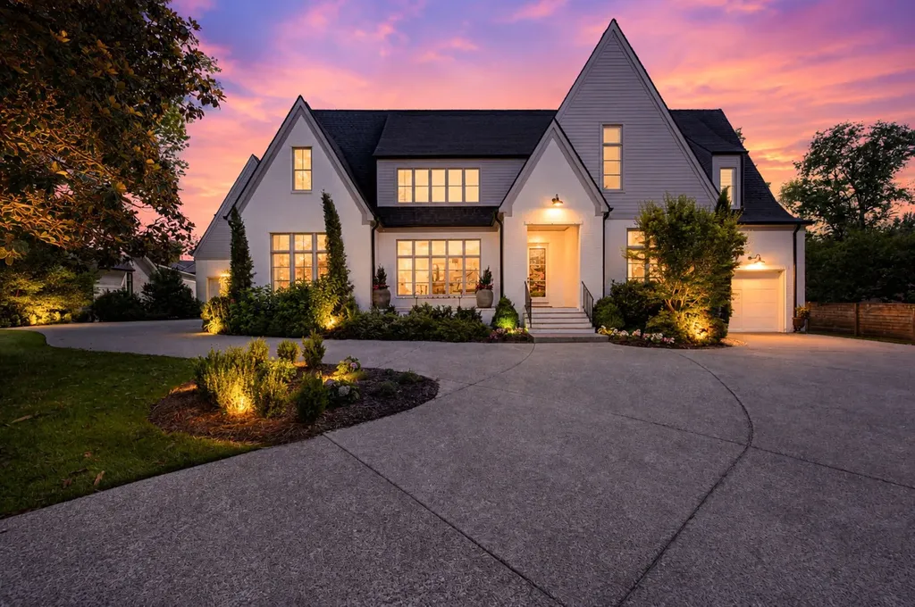 2825 Sugar Tree Road Nashville TN 37215