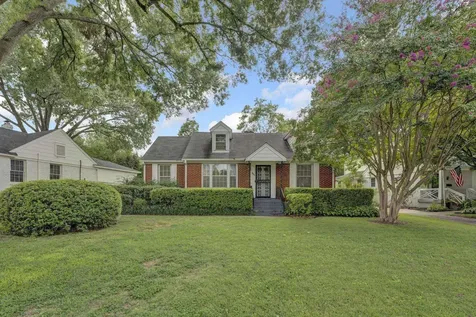503 E Swan Ridge Circle Memphis TN 38122