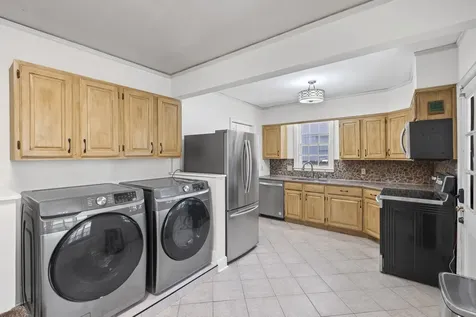 503 E Swan Ridge Circle Memphis TN 38122