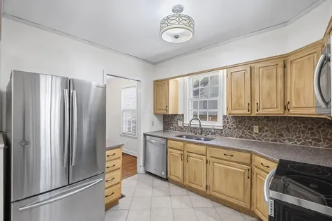 503 E Swan Ridge Circle Memphis TN 38122