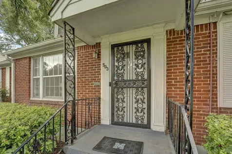 503 E Swan Ridge Circle Memphis TN 38122