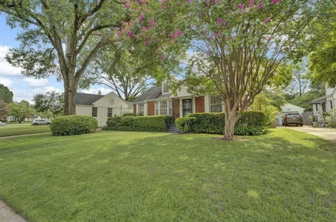 503 E Swan Ridge Circle Memphis TN 38122