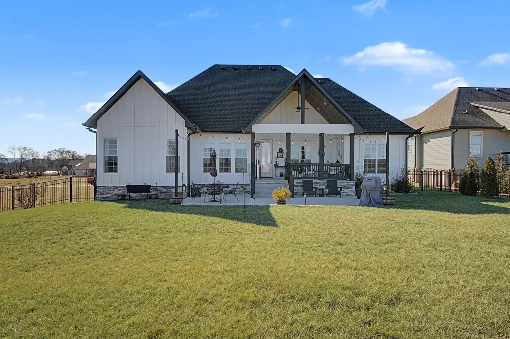 172 Lookout Drive Winchester TN 37398