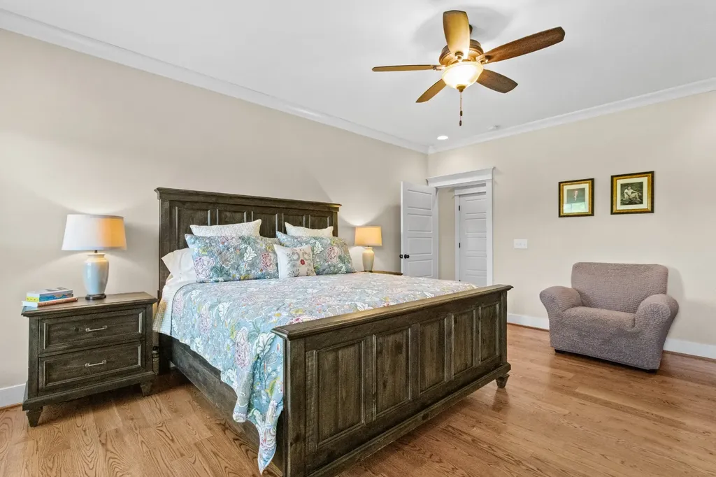 9043 Cross Plains Road White House TN 37188