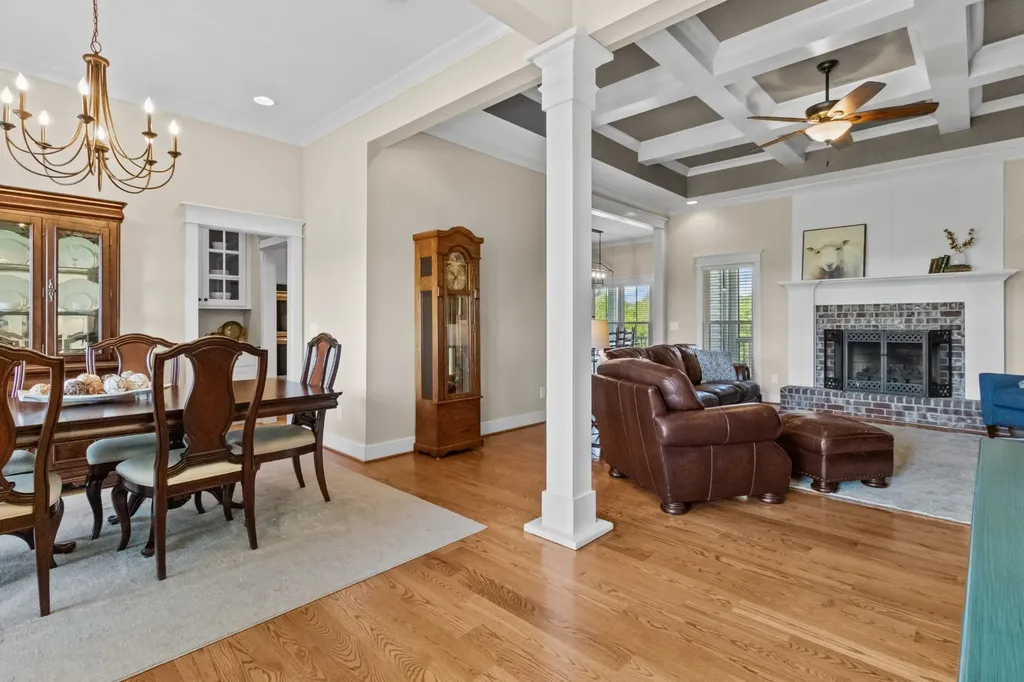 9043 Cross Plains Road White House TN 37188